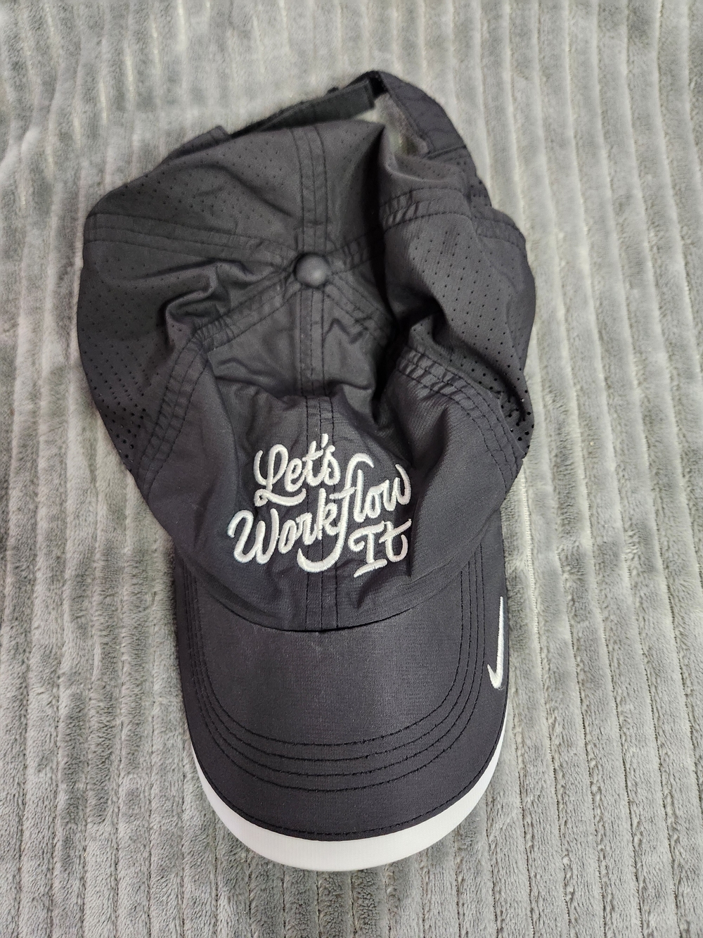 Nike Heritage86 black Let's Workflow It Dri-Fit Golf Hat